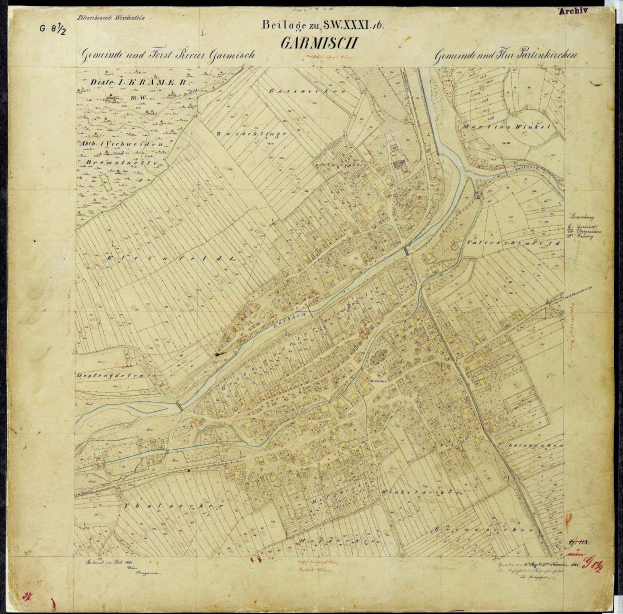 Detailierte alte Karte von Garmisch-Partenkirchen, Deutschland, mit Straßen, Gebäuden und Sehenswürdigkeiten auf einem schwarzen Hintergrund.