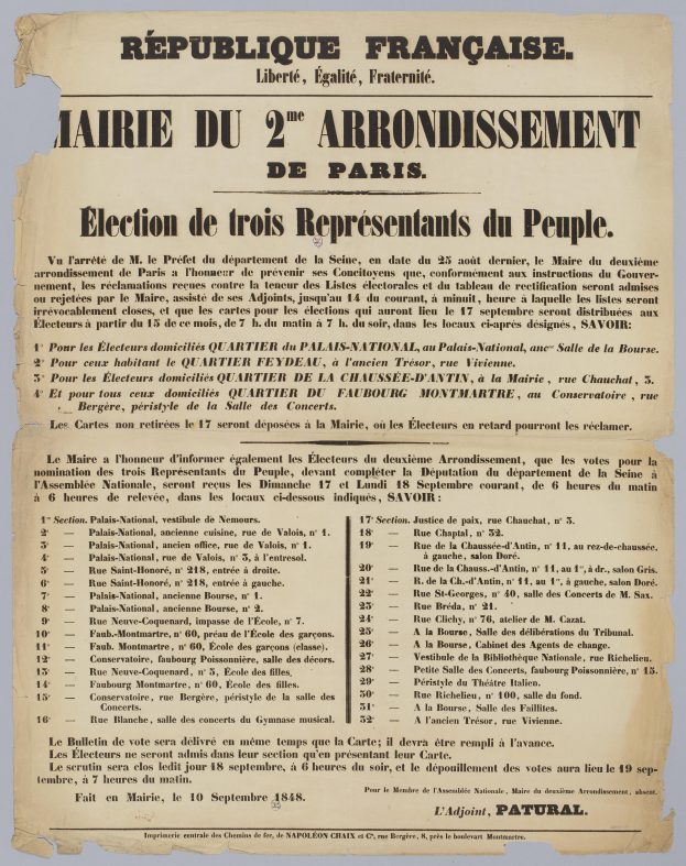 Eine Schwarz-Weiß-Zeitung mit dem Bild eines Mannes und einem Stimmzettel.