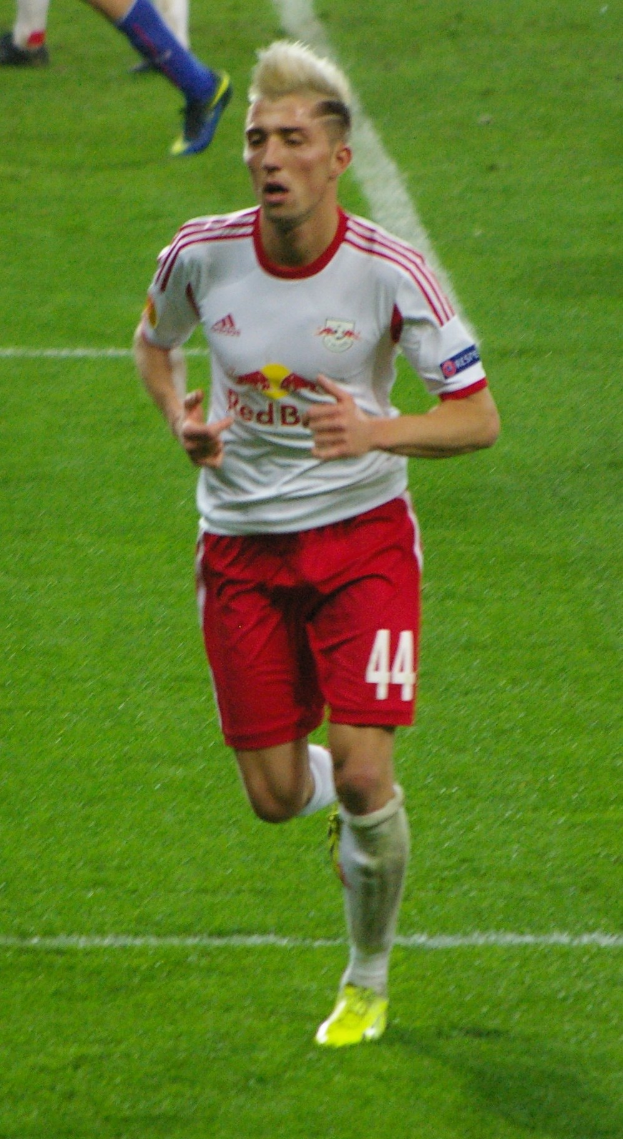 Hamm's Unusual Critique: Bayern Players Run Too Much
