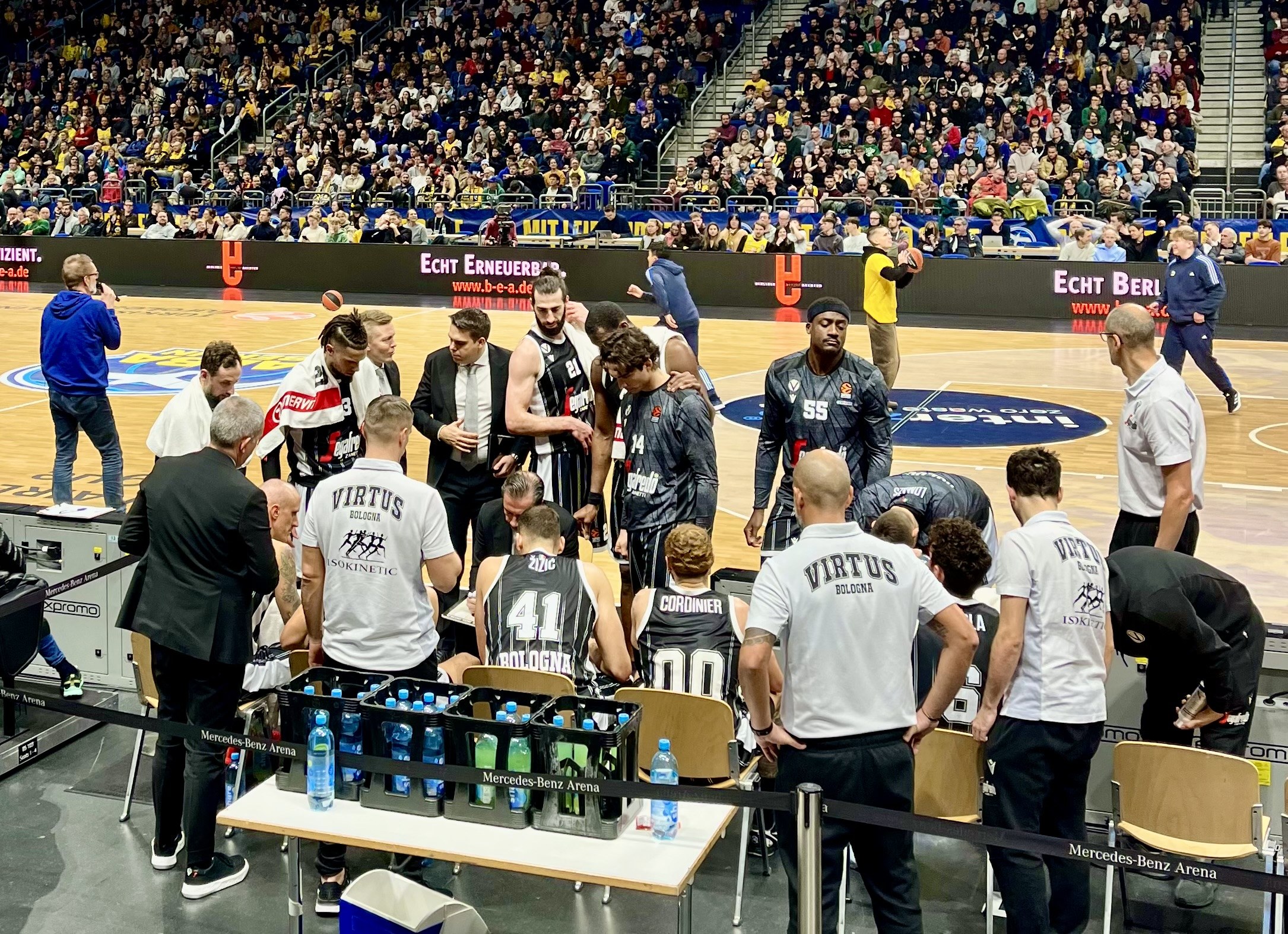 Bayern Basketballer und Alba Berlin kämpfen um den Meistertitel