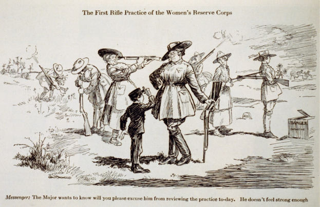 Ein Blatt mit einer Zeichnung einer Gruppe von Menschen, einige halten Gewehre, und Text, der "Die erste Gewehrübung der Frauenreserve" lautet.