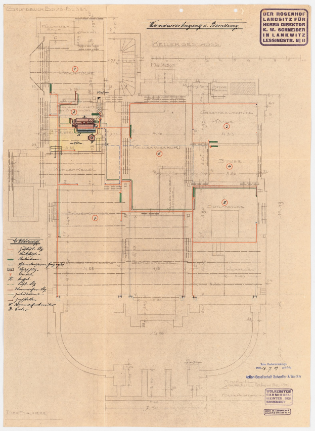 Schwarz-weißer Architekturentwurf des Rosenhof-Krankenhauses in Hamburg, Deutschland, mit detaillierter Anordnung mit zahlreichen Drähten, Räumen, Fluren und Textanmerkungen auf altem Papier.